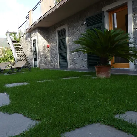 Πανσιόν La Gerbera Λεβάντο